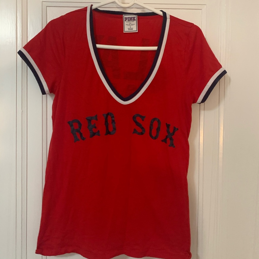 Red Sox VS pink T-shirt